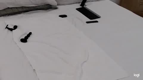 wiseowljones online show from February 8, 1:55 am