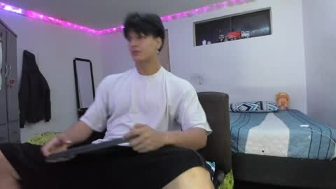 Ken online show from May 14, 4:54 am