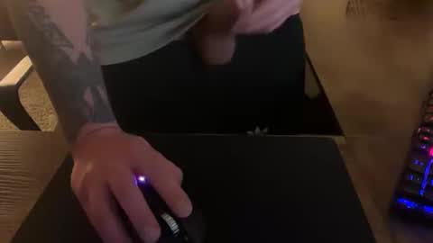 wiwik1987 online show from February 22, 2:35 am