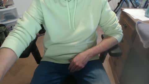 wolfie0717 online show from February 24, 12:52 am