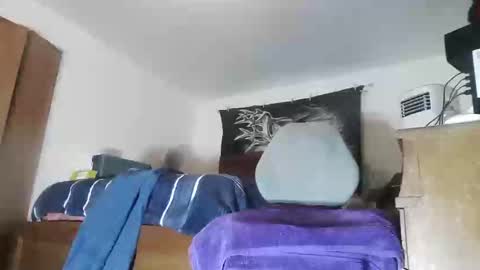 wolfman79 online show from March 29, 12:27 pm