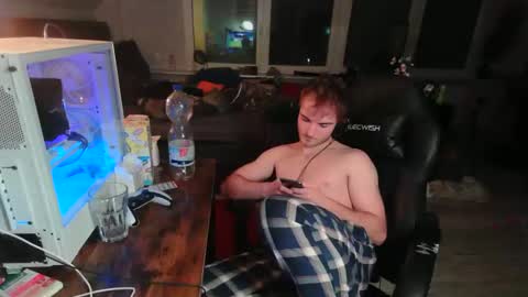 wollenjunge2006 online show from November 10, 10:15 pm