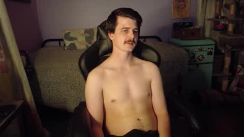 Wyatt online show from November 19, 5:18 am