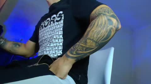 XanderCageX online show from November 15, 8:05 am