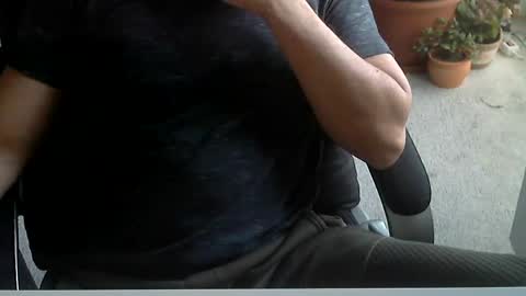 Snapshot of xchie chatting on December 29, 3:13 pm kolaan online show from December 29, 3:13 pm