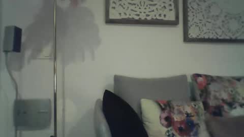 xoriso online show from February 7, 6:46 pm