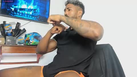 Stipp3r online show from November 16, 12:29 pm