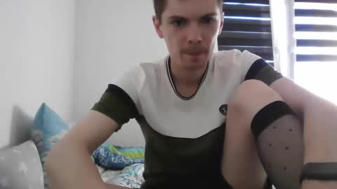 xvenon9898x online show from May 5, 3:57 pm