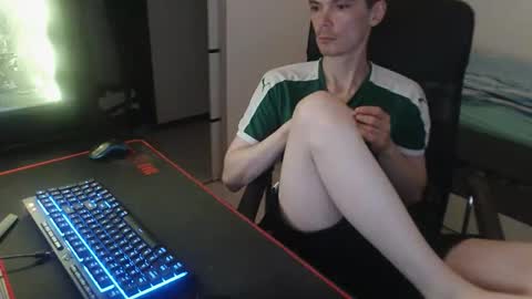 xvenon9898x online show from May 6, 11:05 pm