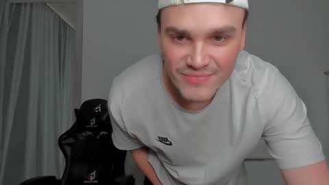 raul online show from March 6, 4:53 am