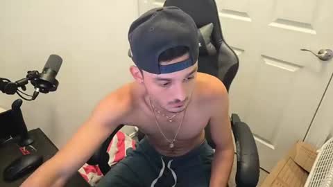 XxDreamBoyxX online show from July 29, 3:38 am