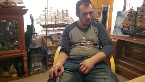 xxScubaStevexx online show from March 12, 8:27 pm