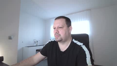 Eddi online show from January 20, 7:36 am