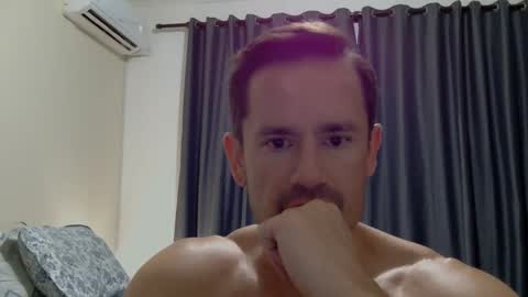 xxxmusclebigcockxxx online show from December 3, 2:12 am