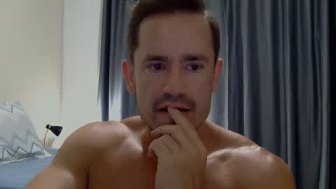 xxxmusclebigcockxxx online show from January 9, 3:04 am