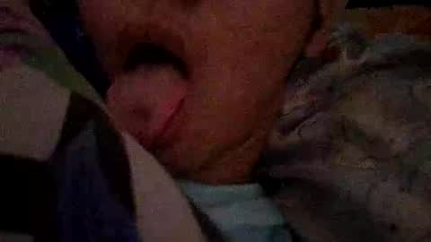 xyv_bott online show from November 17, 4:59 am