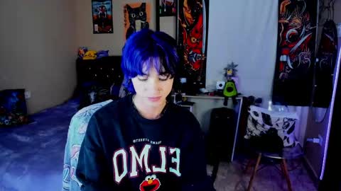 xzerox_ online show from April 18, 9:25 pm