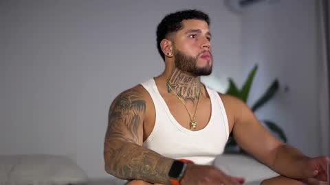 yamp sambrano online show from October 25, 2:24 am