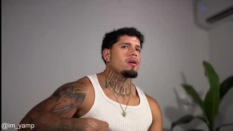 yamp sambrano online show from December 18, 3:02 am