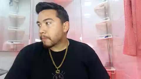 yarq_ online show from November 11, 6:40 am