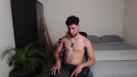 yeff online show from February 3, 12:30 am