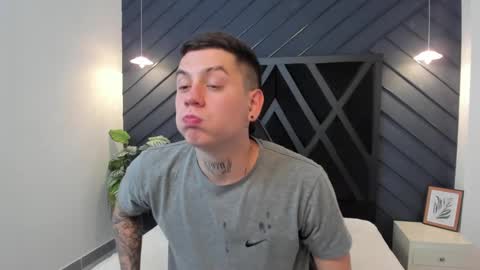 YEIKO ROMERO online show from February 13, 5:22 pm