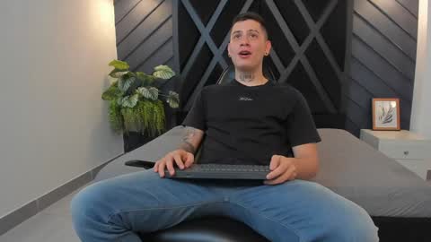 YEIKO ROMERO online show from December 27, 11:21 pm