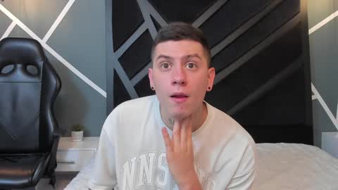 YEIKO ROMERO online show from January 21, 5:16 pm