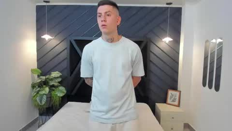 YEIKO ROMERO online show from February 14, 5:36 pm