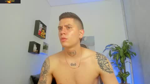 YEIKO ROMERO online show from September 21, 4:45 am