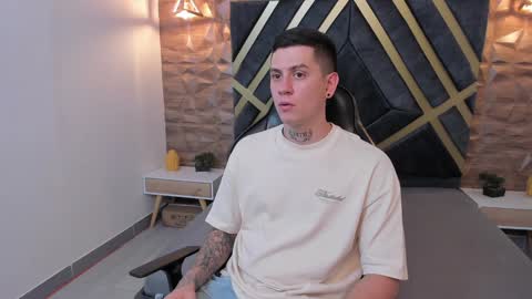 YEIKO ROMERO online show from February 6, 5:40 pm