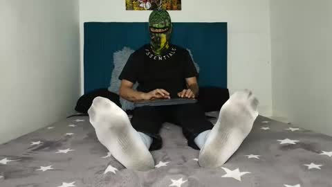 yeisongomezz online show from December 16, 8:38 pm