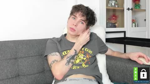 Yen online show from December 1, 6:44 pm