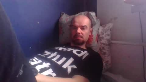 yewloo online show from March 1, 9:08 am