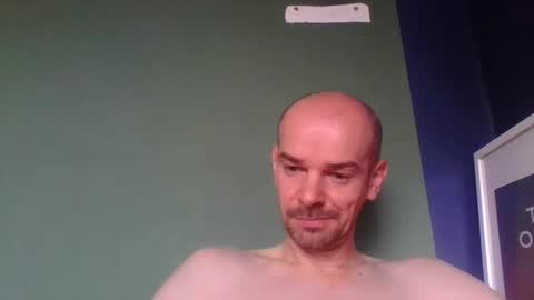 yewloo online show from October 17, 6:39 am