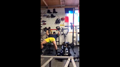 ynfantejovanny online show from February 25, 8:10 pm