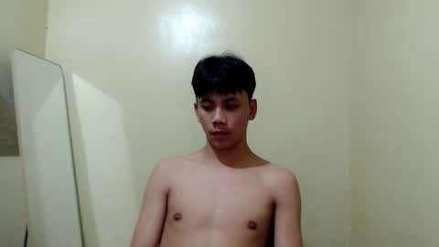 ynotyu online show from November 14, 6:31 pm