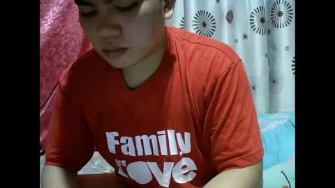 yourasian_lover29 online show from December 15, 12:57 pm