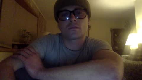 boytoy online show from December 17, 4:34 am