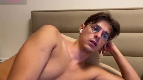 Chris online show from September 20, 7:19 am