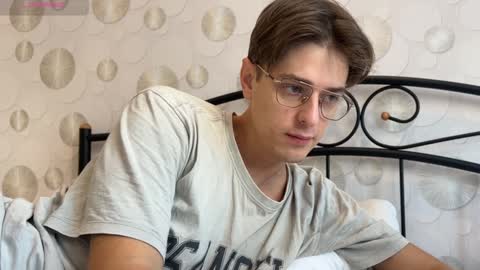 Chris online show from December 20, 7:12 am