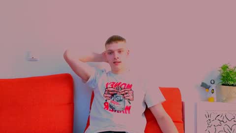 yrshela online show from April 23, 7:02 am