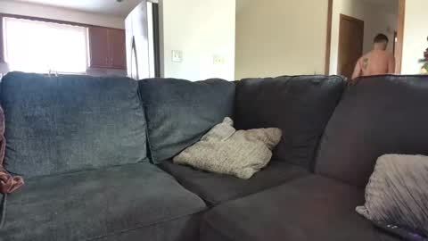 yungbul1 online show from January 10, 7:50 pm