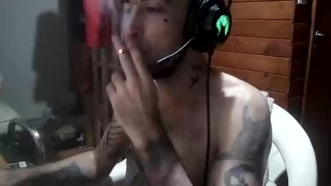 Yuumi online show from November 2, 5:45 am