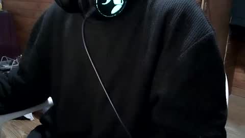 Yuumi online show from April 6, 5:19 am