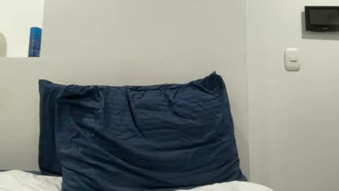 ttwup online show from April 24, 5:43 am