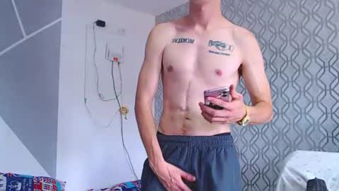 Zac efront online show from June 22, 6:23 pm