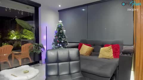 zacandmarcosmg_ online show from December 23, 2:42 am