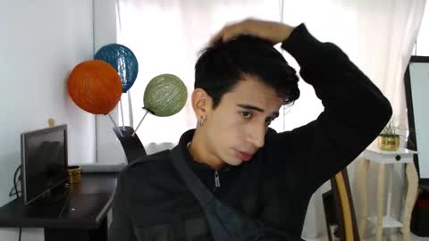 Zack King online show from December 26, 11:54 am