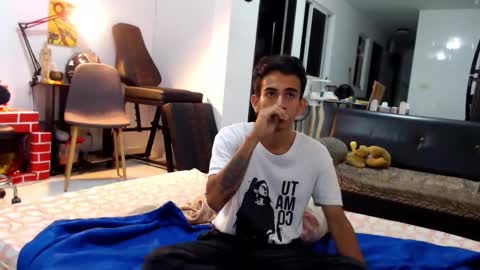 Zack King online show from December 7, 10:56 am